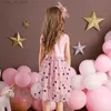 Flickas klänningar vikita flicka sommar ärmlös klänning barn fjäril sequined appliced ​​klänning barn rosa söta eleganta prinsessan festklänningar t240415