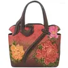 Borsa 2024 Summer Retro Luxury Borse Women Bags Designer Guida in pelle Guida Embossante a mano Borse Floral Spalla Crossbody