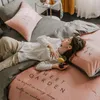 Beddengoed sets slaapkamer vierdelig bed beddenset luxe satijnen katoen geborduurd warme quilt cover modieus eenvoudige familie el