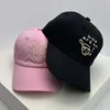 Ball Caps Mężczyźni Kobiety kreskówkowe haftowane litery Baseball Hats Oddychający Słońce prosta wszechstronna moda snapback japońska