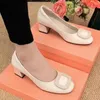 Chaussures décontractées Femmes Flats 2024 Couleur solide Slip on Lady Square Heel High Quality Comfort Party Bureau de mariage Zapatos Mujer