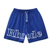 Rhude Mens Shorts Designer Erkekler İçin Kısa Setler Trailsuit Pants C1 Gevşek Konforlu Adam Plaj Moda Erkek Mayo W7Y5