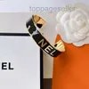 Designer sieraden mode open bangle verstelbare gehumaniseerde ontwerparmband mooie roze geselecteerde geschenk Vriendelijke vriend Charm Exquisite Premium sieradenaccessoires