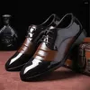 Chaussures habillées 43-44 Italie Wedding Man Mens Habed Automn for Men Sneakers Sports Super Offre Type Street