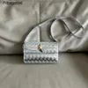 Andiamo Clutch Bag Bottegvenetasハンドバッグヨーロッパとアメリカンファッション本物の革の小さな正方形のバッグ2024新しいハイエンド牛ひも織られたシンプルシングルショルダーCRO