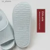 Slippers utune massagem não deslizante Mulheres EVA Sapatos de banho de banheiros de luz interior Man Sandálias impermeáveis Slides Banheiro H240416