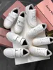 2024 Designer Luxury Acne Smiling Face Women's White Pink Blue Shoes Flat Bottom Shoes Thick Sole Leather Sports Casual Shoes Studios Gai Låg Prisstorlek 35-40