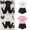 Tracksuits Women Designer Two Piece Set Letter Imprimé nombril nombril