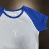 Hoodies للنساء من النوع الثقيل CH23 الربيع/الصيف حلو حار الأزياء السنسكريتية حرف الطباعة على النقيض من قميص تي شيرت متعدد الاستخدامات قصيرة
