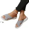 Slippers Flats Rome Beach 2024 Plateforme de robe Chaussures Femmes Mesh Mesh Casual Summer Flip Flops Tlides Walking Sport Sandales