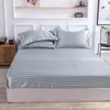 Zomer gepast lakenset Streep Ice Silk Matras Cover Classic Bed Linens Glad zijde zijdeachtige kussensloop Grijs bed Linnengoed 180*200cm 240403