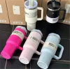 US Warehouse 40oz Cup Tumbler met handvat geïsoleerde tumbler deksel stro roestvrijstalen koffie termoS cup hetzelfde als logo 1: 1 originele doos packag