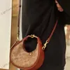 Sac d'épaule de luxe créateur mini sac crossbody haut de gamme en cuir crescent de mode Classic shopping sac de maquillage sac à bandoulière 240416