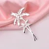 Brooches Fashion Glossy Stainless Steel Coconut Tree Shape Anti-glare Brooch Gold Color Cardigan Buckle Collar Clip Pin Accessories