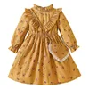 Girl Dresses Children Dress for Girls da 4 a 7 anni con increspatura a maniche lunghe con stampa floreale giallo inverno in inverno con borsa a tracolla