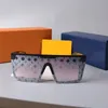 Erkek Güneş Gözlüğü Tasarımcı Güneş Gözlüğü Lüks Gözlükler Yaz Polarize Güneş Gölgeli Goggle Adumbral Tam Çerçeve Kare Lens Çiçekler Moda Plaj Gözlükleri Erkekler İçin