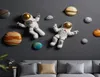 MGT Europe Originalitetsutrymme astronaut harts Modern Hem El Wall Hanging Art Decoration Decoration Craft Ornaments Statue 2102382177