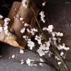Decoratieve bloemen kunstmatige roos imitatie pruimen zijden bloem simulatie bloesem arrangement lamei bloemen