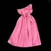 Robes décontractées robe épaule oblique pour les femmes fashion satin banquet niche style luxe élégant rose filles Âge