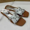 Pantofole sandali piatti trasparenti per donne design alla moda calzature femminili 2024 estate traspirabili a piede quadrate da signore scarpe H240416 SI9P