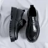 Casual schoenen Heren Business Office Jurken Echt lederen slip-on platformschoen Zwart Tide Ademende loafers Gentleman Footwear