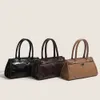 Tote Women's Fashionable Lacquer Leather Shiny Face One Plouds Formheld Simple Bighate Satch 75% фабрика оптом