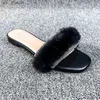 Slippers harige damesschoenen op aangeboden 2024 Zomerschoenen Bling Crystal Ladies Luxe plat buiten niet-slip dia's voor vrouwelijke H240416 10SO