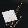 Simplicidade de designer colare orar stud d letra pingentes de pescoço berço de corrente feminina pulseira de casamento jóias de hiphop ladras de latão