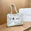 Xiaoxiangfeng 2024 New Internet Celebrity Fashion Tote Women's Leisure One Shoulder Handheld Canvas Large Capacity Shopping Bag 75% factory wholesale