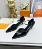 Lyxdesigner Lvvv klänningskor Kvinnor pumpar läder sandaler mode högklackade skor l sandaler v fgjfgh