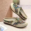 Kvinnor toffel Ethnic Brodery Summer Flat Shoe Linen Wedge tygskor Soft Sole Walking ELDERLY SANDAL LADER SLIP-ON MULLER 240415