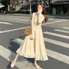 Sukienki swobodne Elegancka sukienka swetra Kobiety z długim rękawem biuro w dekolcie dzianina żeńska roczona koronkowa jednoczęściowa Korea 2024 Autumn Winter