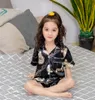 Spring Children Pajamas Suit 2020 Summer Kids Soild Silk Pajamas Set Biños de ropa de casa Camina de manga corta Pajamas set6486334
