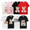 Designer Moscino Women Shirt Summer Brands Luxury Brands Graphic Cartoon Bear Cotton Round Neck Round Round Per per esterno Moschin Moschin Felputta da donna Tops Moschinno 90