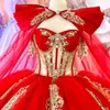 Rote Ballkleid Quinceanera Kleider Gold Applique Spitze Perlen mit Cape Vestidos de 15 Anos Quinceanera xv Brithday Süßes 16 Kleid