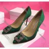 Femmes High Heels Chaussures Designer Metal Square Buckle Wedding Chaussures en cuir authentique Toe pointu en argent vert rose jaune noir Brand Pumps Single Shoes Taille 34-42