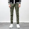 Jeans masculinos Jeans Homens de calça de calça do exército Design de motocicleta verde e calça mais tamanhos de calça cáqui casual