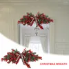 Decoratieve bloemen Kerstmis kunstmatige dennenkrans krans festival gunsten similatie met rode bal voor muurdeur lintel decor