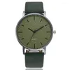 ساعة معصم 2024 Fashion Green Watches Men Leather Leather Band Quartz No Brand Watch Price Relogio Masculino