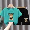 Zomer Baby Girl Kleding Kid Boy Cartoon Bear T-Shirts Shorts Pak Kinderen Korte mouw O Nek Top en onderste 2 stuks Set 240416