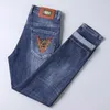 Heren jeans ontwerper luxe high -end heren jeans vrije tijd slanke fit kleine voet elastisch katoen borduurwerk merk herfst en winter nieuw