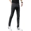 Design de jeans masculin de la marque de denim masculin coréen coton pantalon cool décontracté.