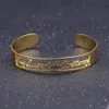 Cutomized Gold Name Bangle 고품질 스테인레스 스틸 맞춤형 ID 명판 팔찌 팔찌 조정 240416