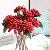 Fleurs décoratives 1pc fruits de baies artificielles arrangement de branche courte arrangement floral faux mousse de mousse de houx plantes de fleurs