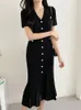 Zomer MIDI DRES Gebreide zwarte bodycon Korea Style Ruffle Ladies jurken elegante mode casual vrouw jurk 2023 240403