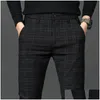 Męskie spodnie męskie czarne kratę spodnie wiosną i jesień mody szczupły mężczyźni szare spodnie paski 2838 Pantalones hombre 230307 upuść dhdnq