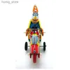Vuxen serie retro stil leksak metall tenn clown visar akrobatisk prestanda i morgonklockan leksak digital retro leksak y240416