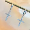 Boucles d'oreilles en peluche luomansi 0,5 carat d Vvs Moisanite Cross avec certificat GRA - S925 Silver Girl Jewelry Party Gift