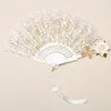 Dekorativa figurer Europeiska Lolita Folding Fan Rose Flower Party Decoration Wedding Lace Portable Retro Gorgeous Chic Dance Hand