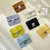 財布金属バックル韓国スタイルの財布シンプルコイン財布ソリッドカラースクエアカードホルダーPUショートクラッチバッグ屋外